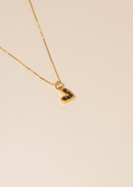 Collar corazón negro