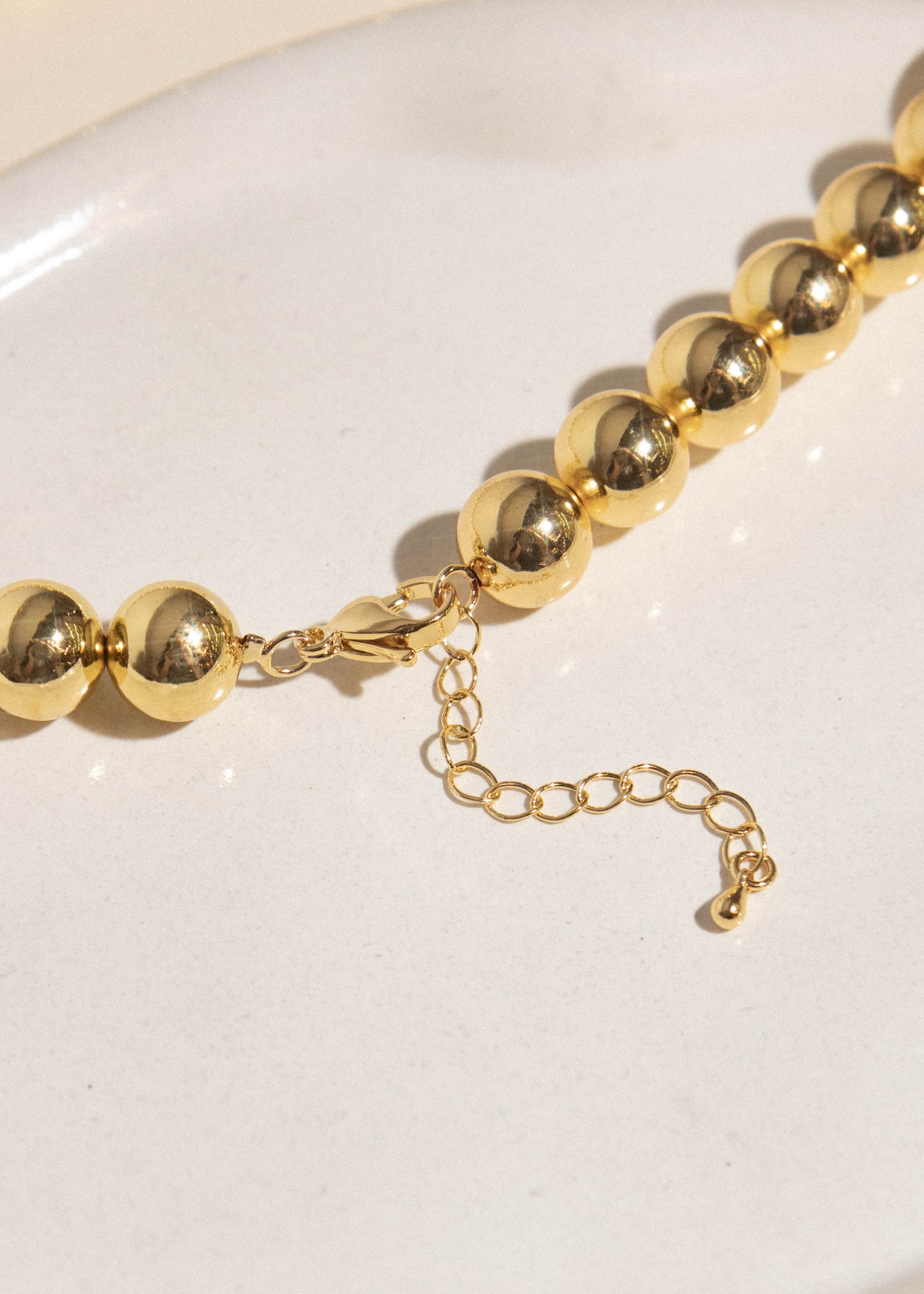 Collar balines L