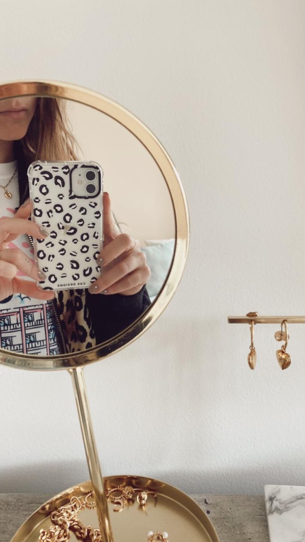 Case rawr peach iphone 11