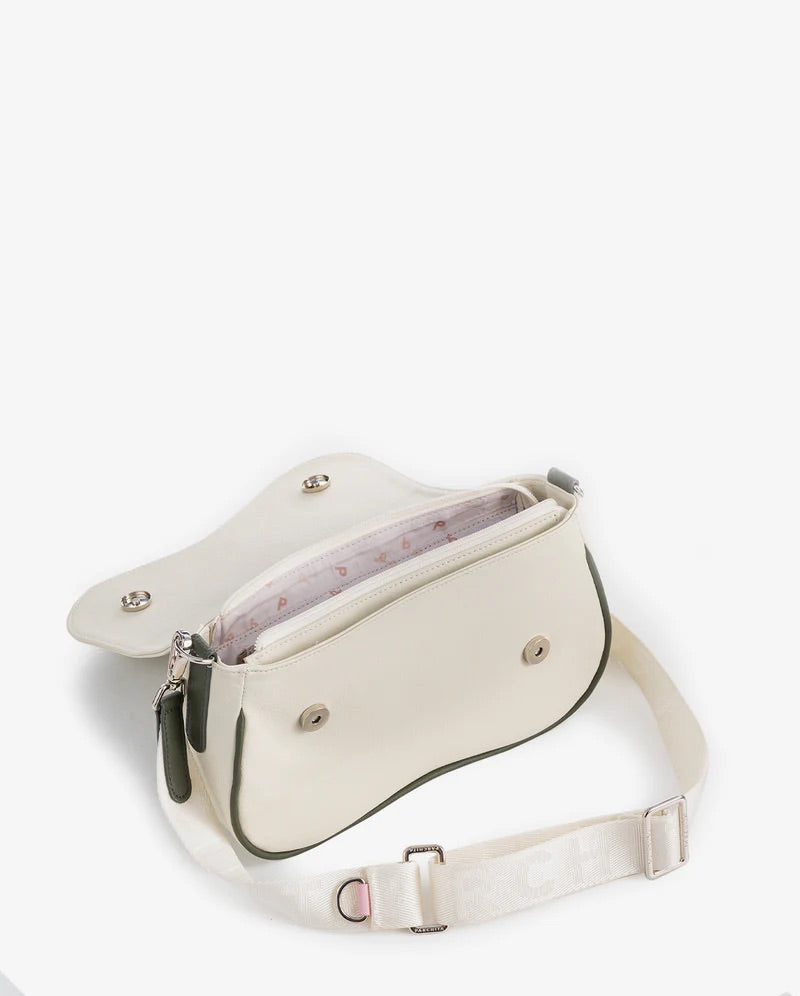 Alaia beige