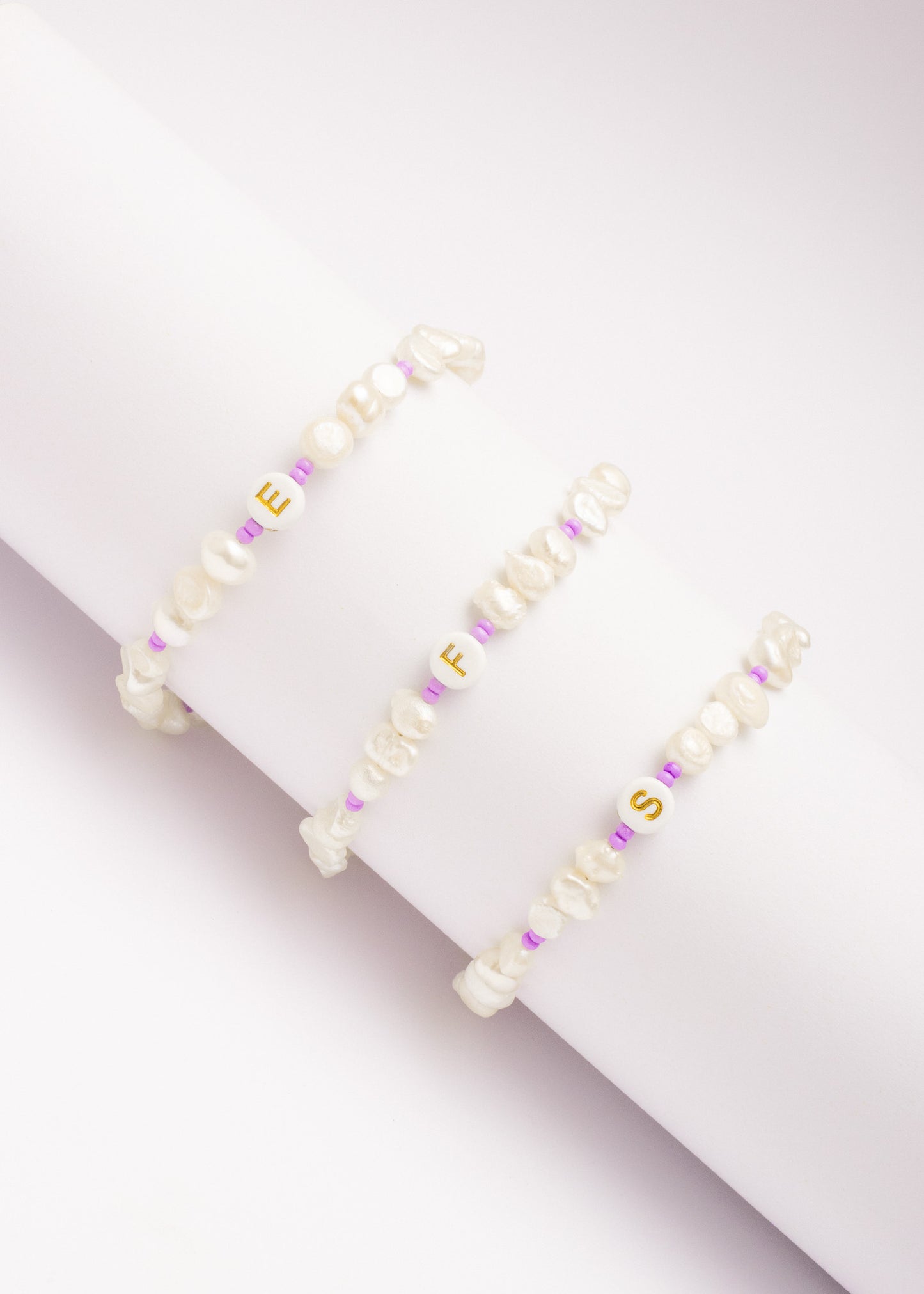 Pulsera letras Lila