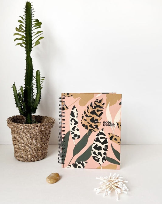Studio Notebook Amazona