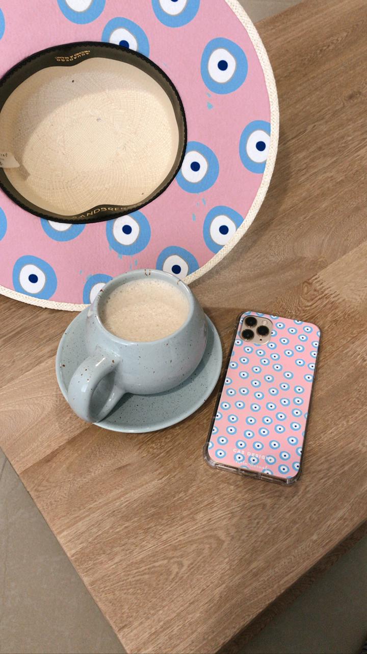 Case ojos rosa