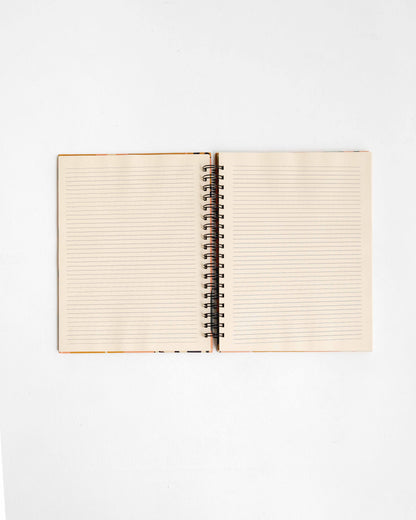 Studio Notebook Amazona